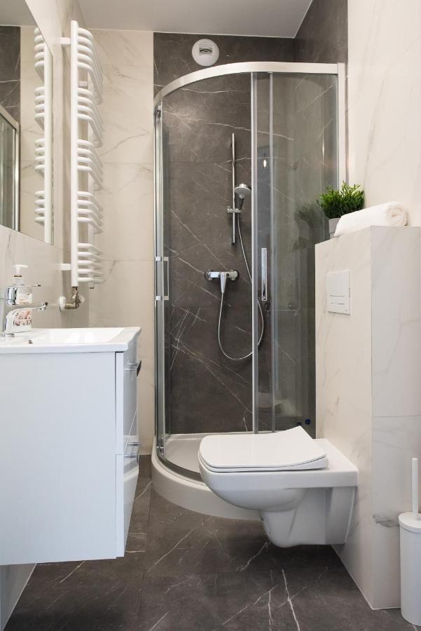 Estella Apartment Краков Экстерьер фото